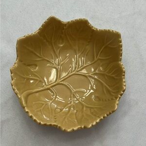 Tag Ceramic Leaf Dish in Mustard Yellow Glaze